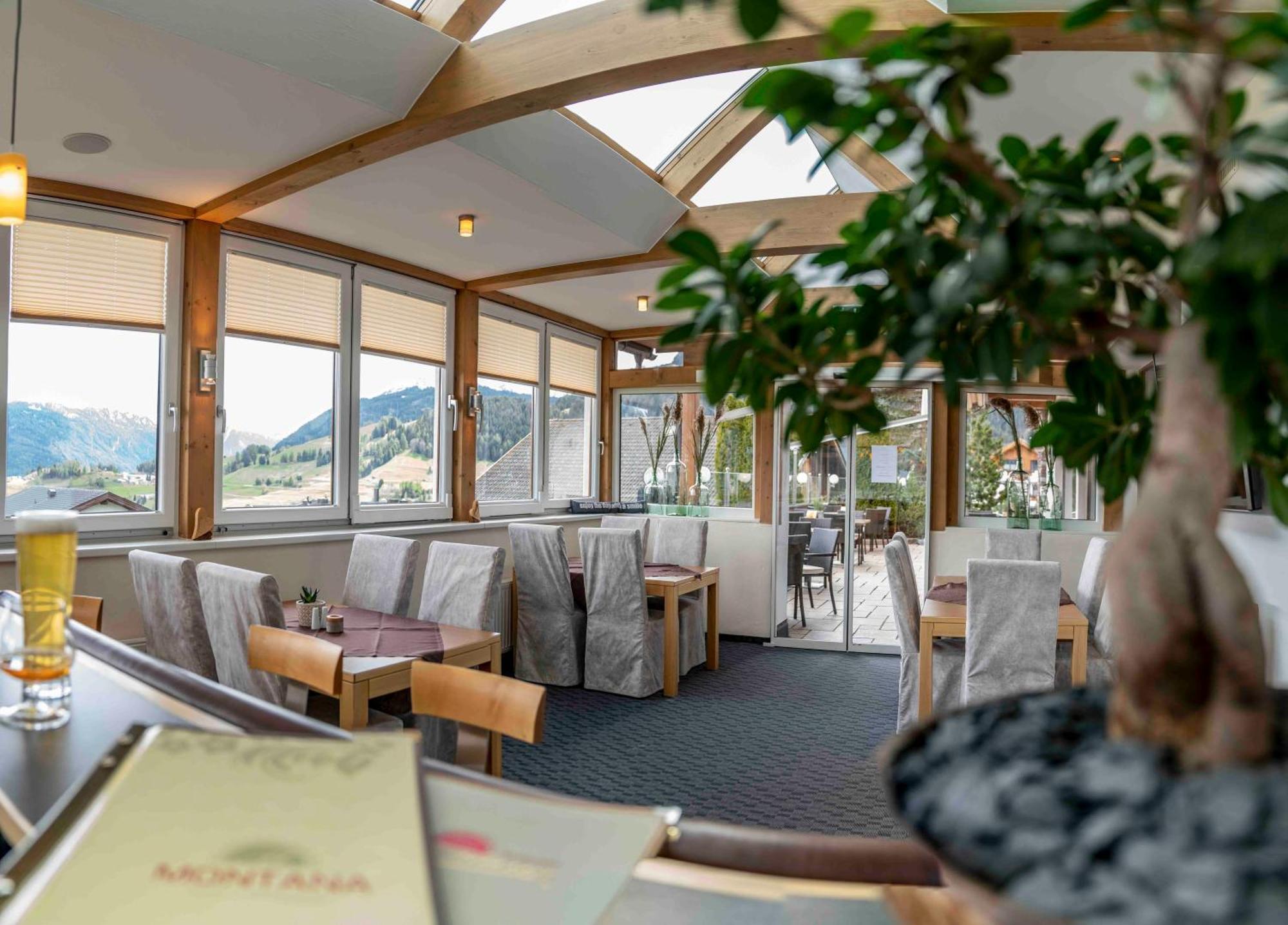 Hotel Montana 피스 외부 사진
